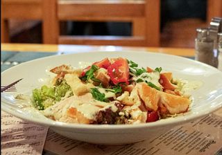 Petto di pollo insalata