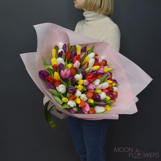 Buchet din 101 lalele multicolore