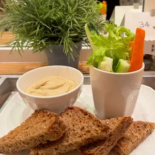 HUMMUS E CRUDITE' DI VERDURE