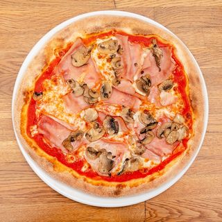 Prosciutto e funghi