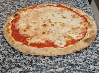 Pizza Margherita maxi