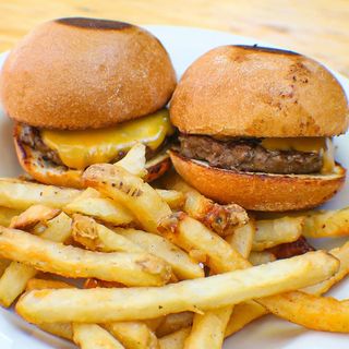 Beef Sliders & Fries