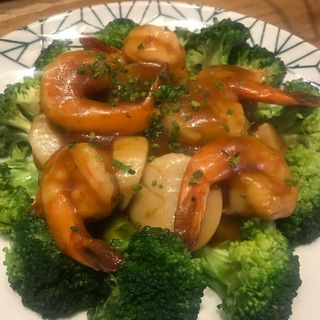 Vieiras En Salsa Especial