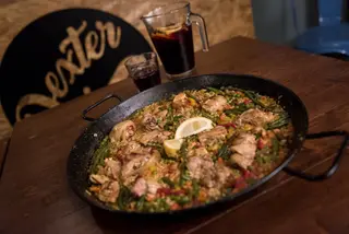 Paella de pollo