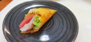 T11 Temaki pesce misto - 1 pezzo