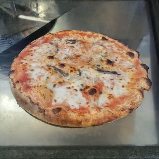 Napoli (capperi/acciughe)