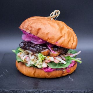 Tempeh Tem Pinta Burger