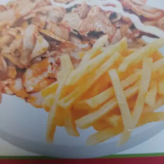 Pita kebab solo carne patatas fritas dentro
