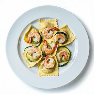 Ravioli di pesce gamberi e zucchine