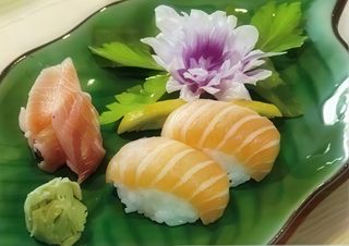 Nigiri de salmón (2 uds.)