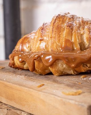 Croissant Folhado de Doce de Leite