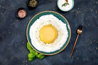 Mamaliguta cu branza si smantana