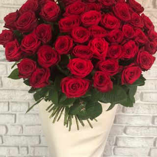 51 роза "Наоми"