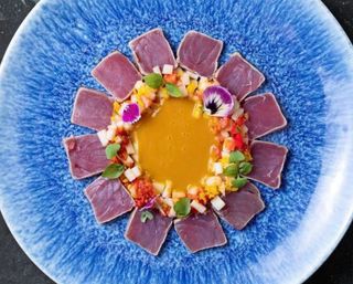 Татаки с тунцом