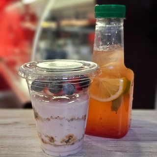 Плодово мляко + Домашна лимонада (330мл)