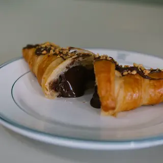 Croissant Relleno De Chocolate Artesanal