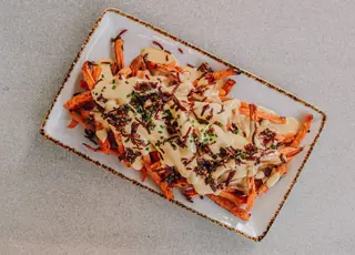 Boniato cheese fries