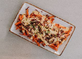 Boniato cheese fries