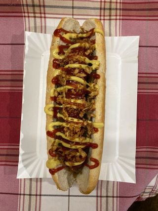 Hot Dog z kiełbasą