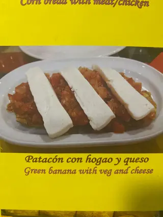 Patacón Con Hogao Y Queso