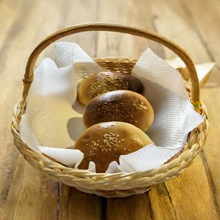 Булочка з кунжутом (1шт)