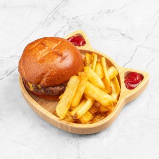 Детский бургер с картофелем фри