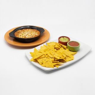 Nachos Boloñesa