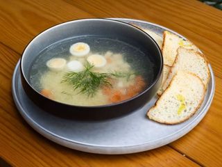 Бульон з куркою су-від та фарфалле (400g)