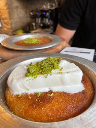 Knafeh Mloukia