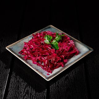 Salata de varza rosie