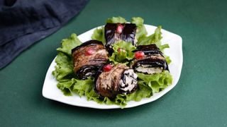 ბადრიჯანი ნიგვზით