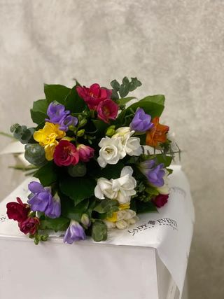  Buchet 17 frezii 