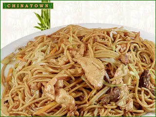 Спагети с три вида месо