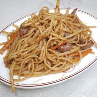 Tallarines Fritos Con Ternera Picante