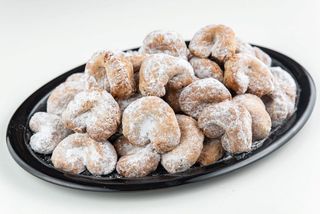 Cornulete cu nuca - produs de post