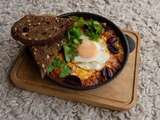 Шакшука з халумі (250g)