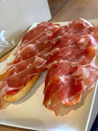 1/2 Tostada Con 3 Ingredientes