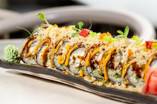 Raku Tempura philadelphia tuna roll 8 pc / 310 gr