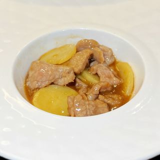 085. Manzo con patate