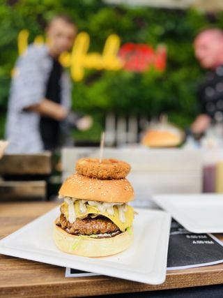 Chef's burger by Kantina