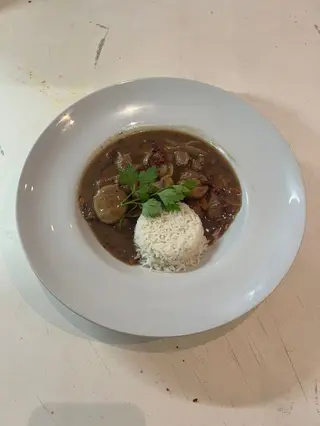 estofado de ternera al vino tinto