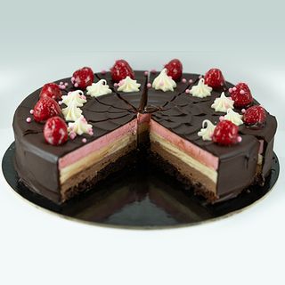 Торта четири шоколада