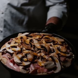 Pizza Caprichosa (30 cm.)