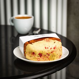 Rolls Pistacja-Wiśnia