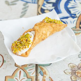 Duże cannoli con ricotta 100g