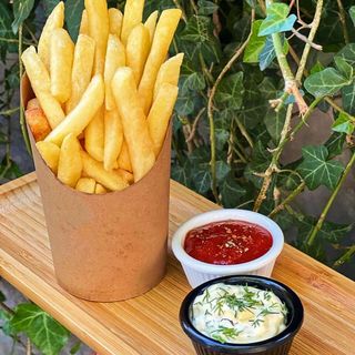 French fries with mayonnaise and ketchup