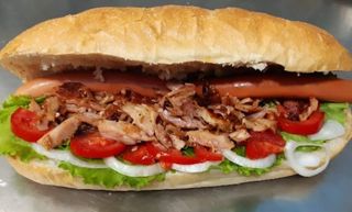 ჰოთ-დოგი, ხორცით და სოსისით