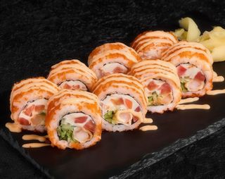 Вершкова Каліфорнія з темпура креветкою (280г)