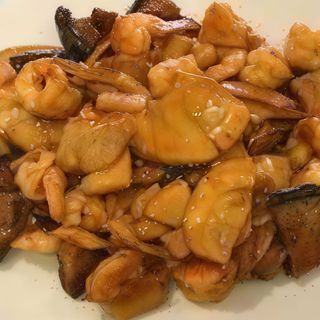 Langostinos Fritos Con Bambú Y Setas