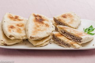 Pain avec Viande Hachée